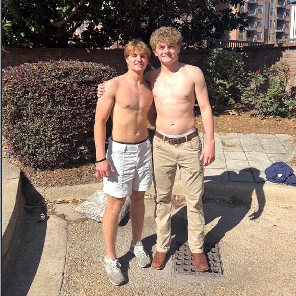 AUTHENTIC MAISON MARTIN MARGIELA HAS BEEN APPROVED BY POSHMARK POSH AUTHENTICATE - Picture 8 of 15